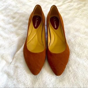 NWT Chinese Laundry Shoes Size 10